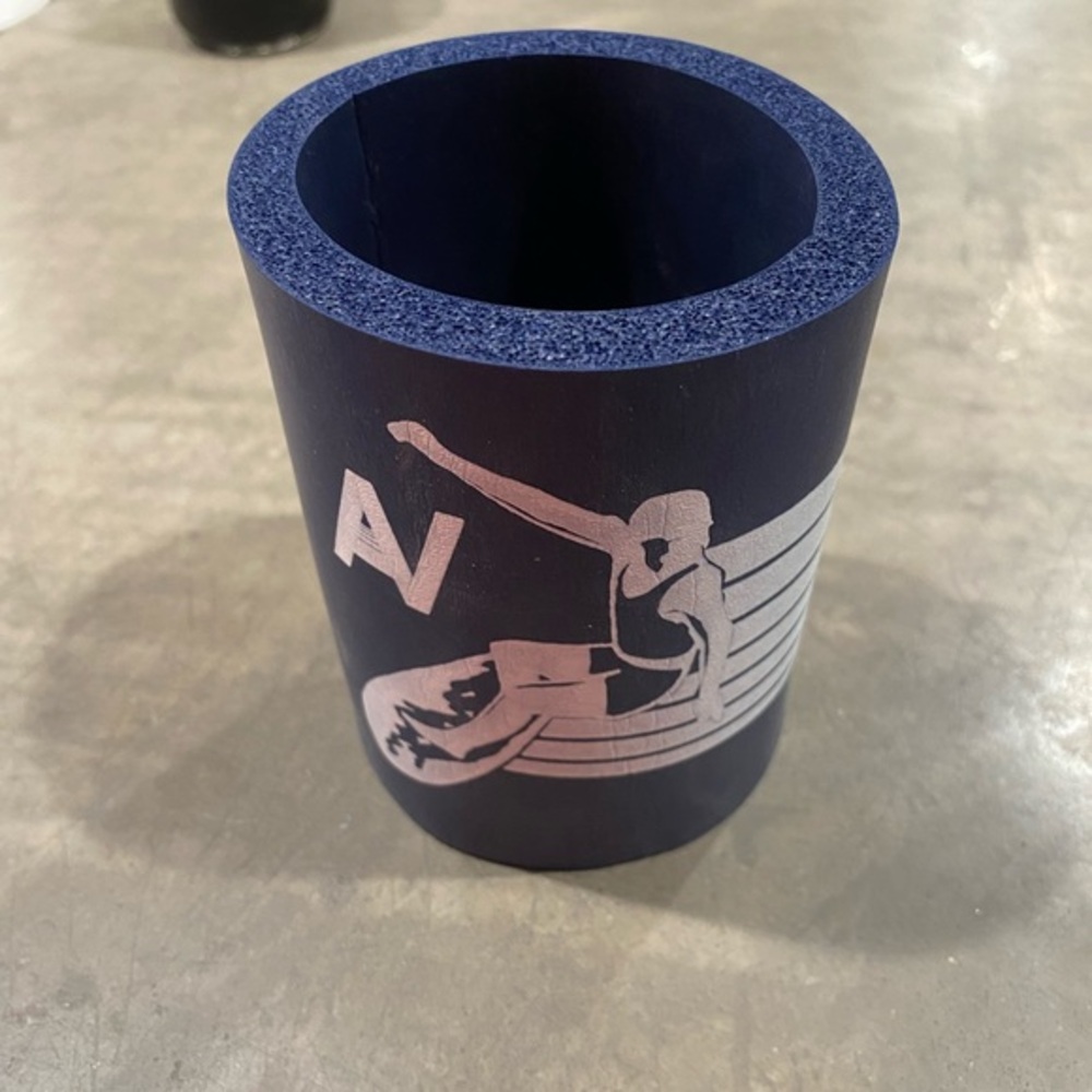 Aviator Nation drink cozy!! Keep your drink cold while looking cool😎  BRAND NEW
